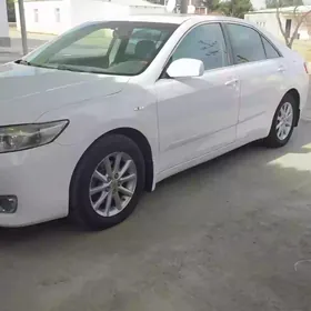 Toyota Camry 2010