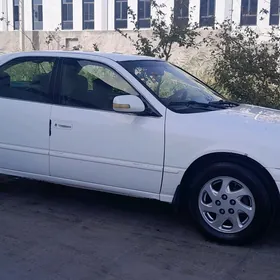 Toyota Camry 1998