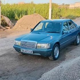 Mercedes-Benz 190E 1988