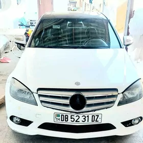 Mercedes-Benz C350 2008