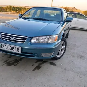 Toyota Camry 2001