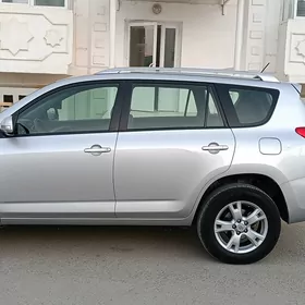 Toyota RAV4 2011