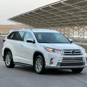 Toyota Highlander 2019