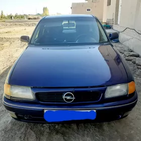 Opel Astra 1995