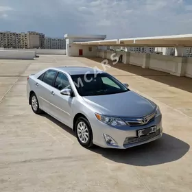 Toyota Camry 2013