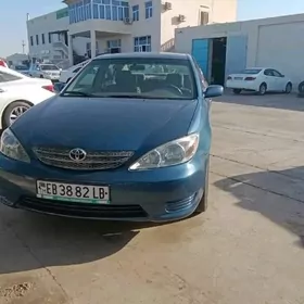 Toyota Camry 2003