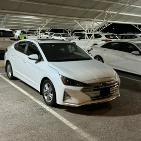 Hyundai Elantra 2020