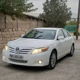 Toyota Camry 2010