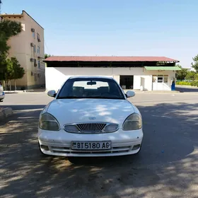 Daewoo Nubira 2001