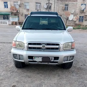 Nissan Pathfinder 2002