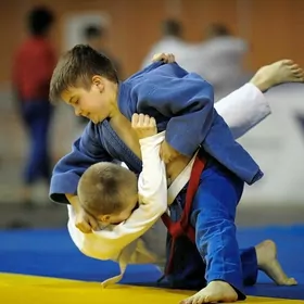 Judo/sambo öwretýäris.Дзюдо