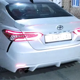 Toyota Camry 2018