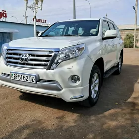 Toyota Land Cruiser Prado 2011