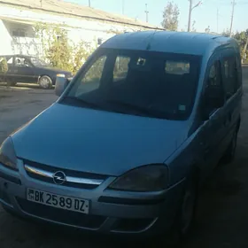 Opel Combo 2005