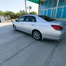 Toyota Avalon 2010