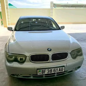 BMW 745 2002