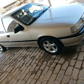 Opel Vectra 1990