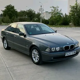 BMW E39 2002