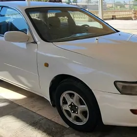 Toyota Carina 1994