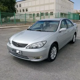 Toyota Camry 2004