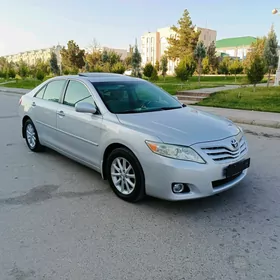 Toyota Camry 2010