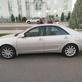 Toyota Camry 2003