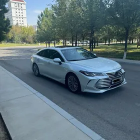 Toyota Avalon 2020