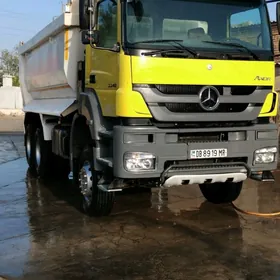 Mercedes-Benz ACTROS 3331 2013