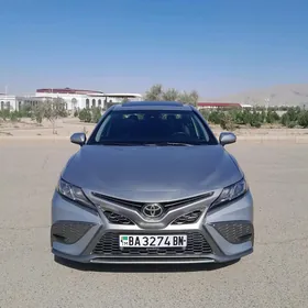 Toyota Camry 2018