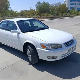 Toyota Camry 2000