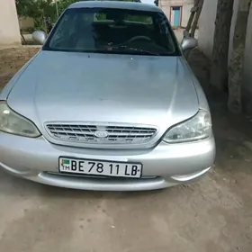 Kia Credos/Clarus 2000