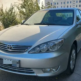 Toyota Camry 2004