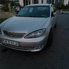 Toyota Camry 2005