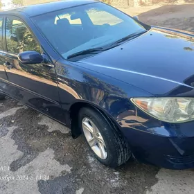 Toyota Camry 2005