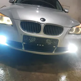 BMW E60 2003