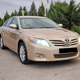 Toyota Camry 2010