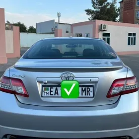 Toyota Camry 2011