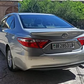 Toyota Camry 2016