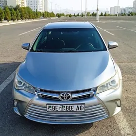 Toyota Camry 2015