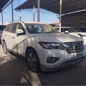 Nissan Pathfinder 2020