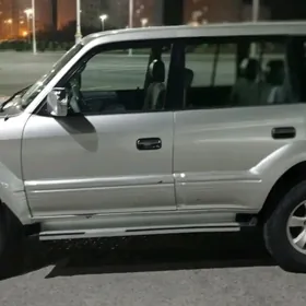 Toyota Land Cruiser Prado 2002