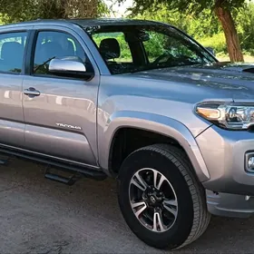 Toyota Tacoma 2019