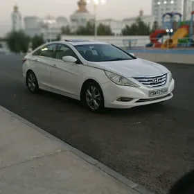 Hyundai Sonata 2012