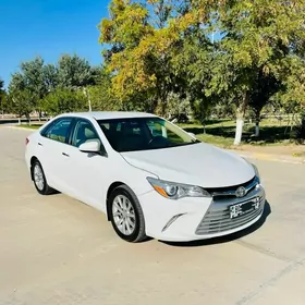 Toyota Camry 2015