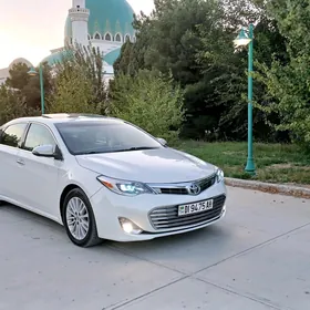 Toyota Avalon 2013