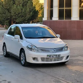 Nissan Versa 2010