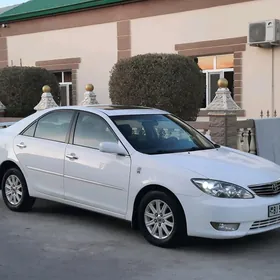 Toyota Camry 2005