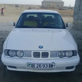 BMW 525 1990