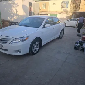 Toyota Camry 2010