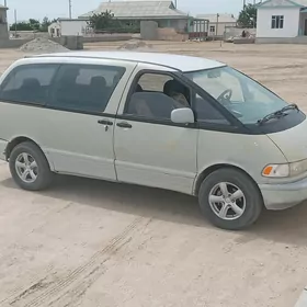 Toyota Previa 1992